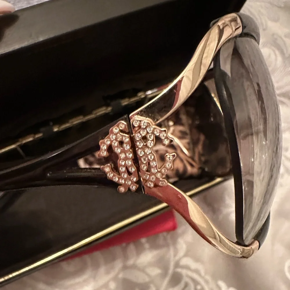 Roberto Cavalli Sunglasses - Picture 1 of 3